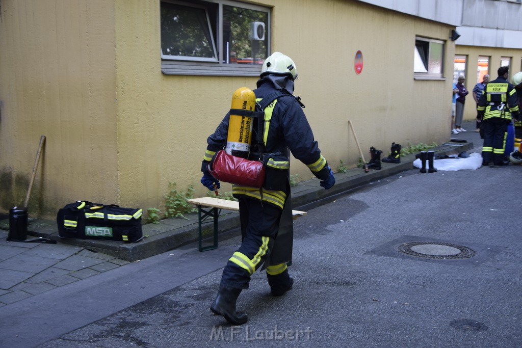 Chlorgasaustritt Altenheim Koeln Riehl Boltensternstr P147.JPG - Miklos Laubert